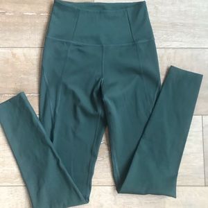 Girlfriend Collective Leggings. NWOT